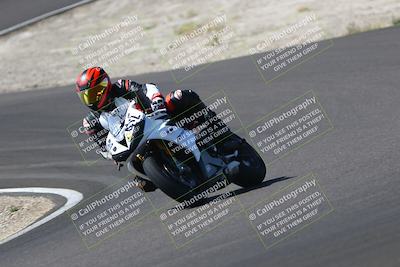 media/Sep-21-2025-TrackDaz (Sun) [[277c75b276]]/C Group/1140pm (Turn 3)/